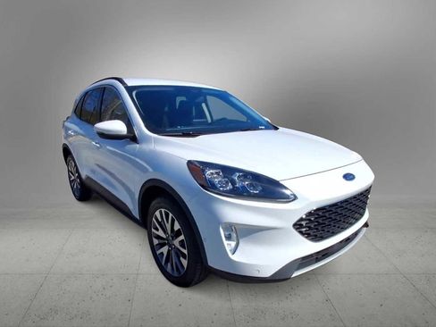 Used 2020 Ford Escape Titanium AWD/4WD image 2