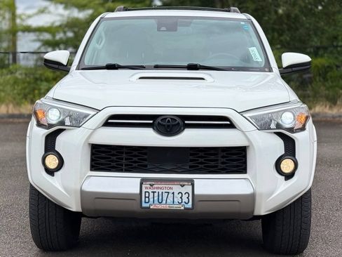 Used 2020 Toyota 4Runner TRD Off-Road AWD/4WD image 8