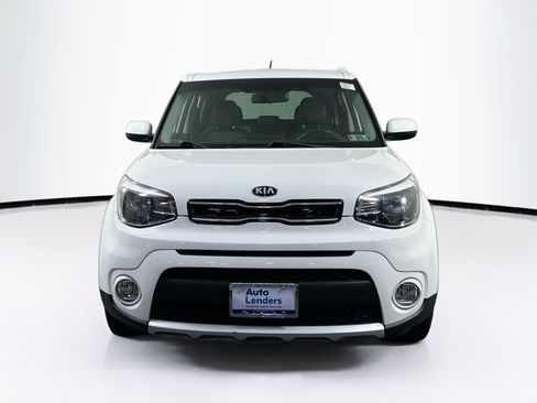 Used 2018 Kia Soul + FWD image 2