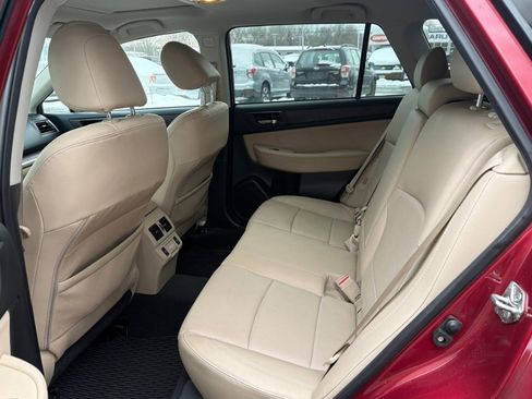 Used 2018 Subaru Outback 3.6R Limited image 17