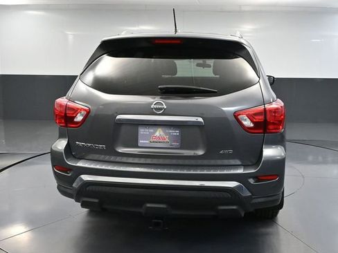 Used 2017 Nissan Pathfinder S image 5