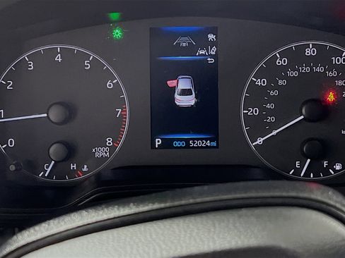 Used 2024 Toyota Corolla LE image 22