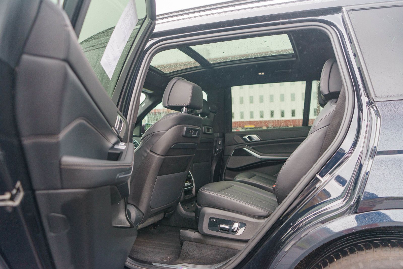 Used 2020 BMW X7 xDrive40i AWD/4WD image 15