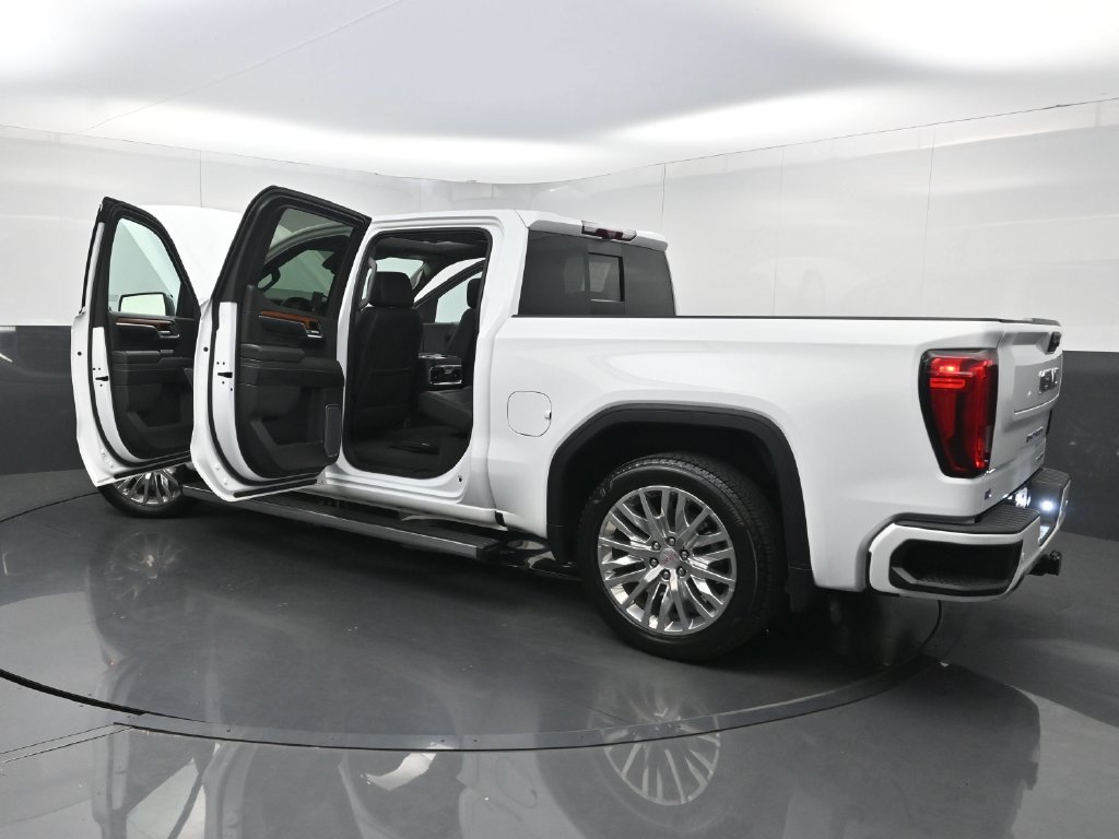 Used 2023 GMC Sierra 1500 Denali w/ Denali Reserve Package AWD/4WD image 41