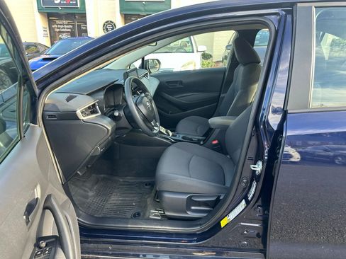 Used 2022 Toyota Corolla LE image 10