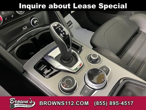 Used 2025 Alfa Romeo Stelvio Sprint w/ Veloce Package image 37