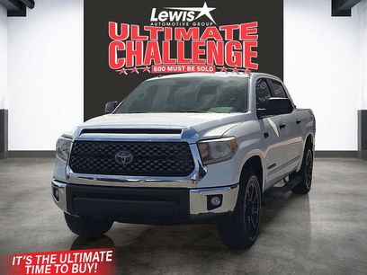 Used 2018 Toyota Tundra SR5 w/ SR5 Upgrade Package