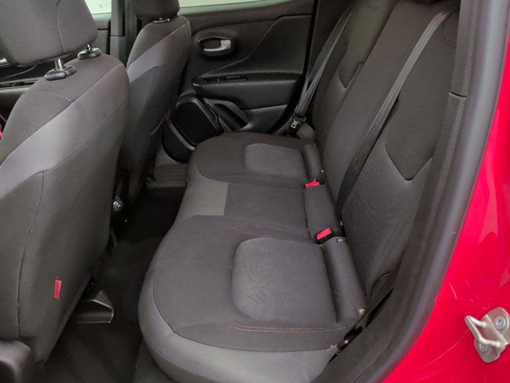 Used 2023 Jeep Renegade Trailhawk AWD/4WD image 21