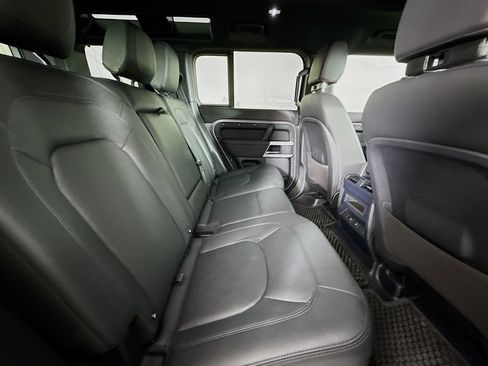 Certified 2024 Land Rover Defender 110 S AWD/4WD image 22