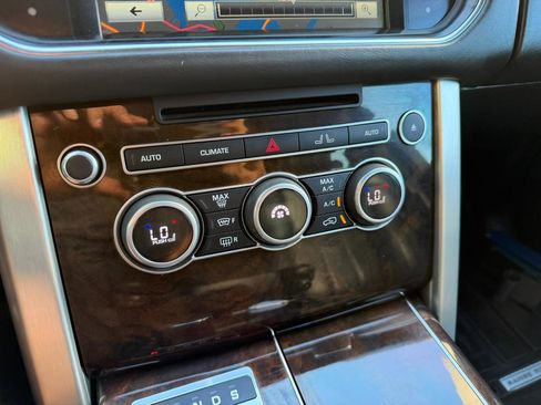Used 2016 Land Rover Range Rover HSE image 31