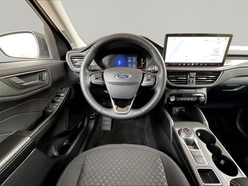 Used 2023 Ford Escape Active w/ Tech Pack #1 AWD/4WD image 8