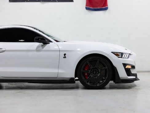 Used 2021 Ford Mustang Shelby GT500 w/ Carbon Fiber Track Pack image 12