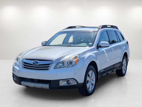 Used 2012 Subaru Outback 2.5i Limited image 1