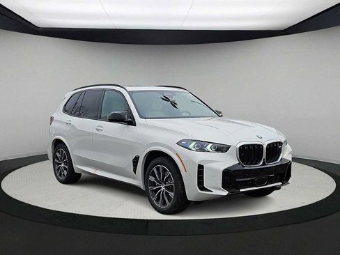 Used 2026 BMW X5 M60i AWD/4WD image 2