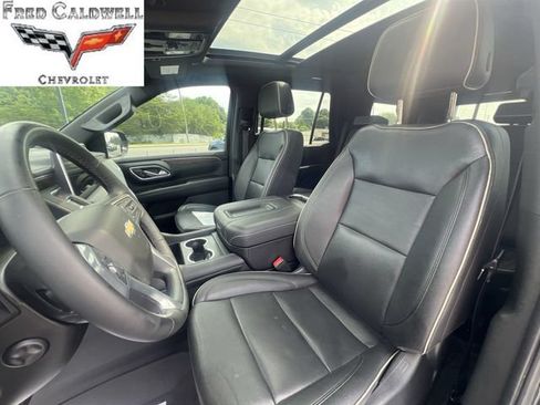 Used 2023 Chevrolet Tahoe Premier AWD/4WD image 25