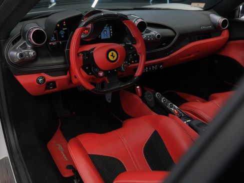 Used 2023 Ferrari F8 Tributo RWD image 40