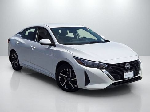 Used 2024 Nissan Sentra SV FWD image 1