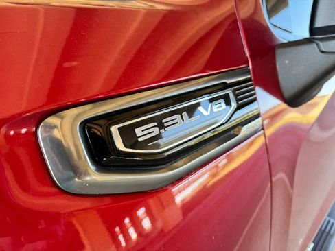 Used 2019 GMC Sierra 1500 AT4 w/ AT4 Premium Package AWD/4WD image 9