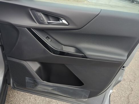 New 2026 Chevrolet Equinox LT w/ Convenience Package II image 29