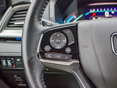 Used 2022 Honda Odyssey Touring image 25