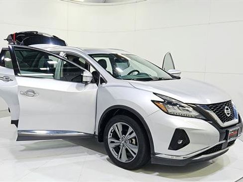 Used 2020 Nissan Murano Platinum w/ Cargo Package FWD image 29