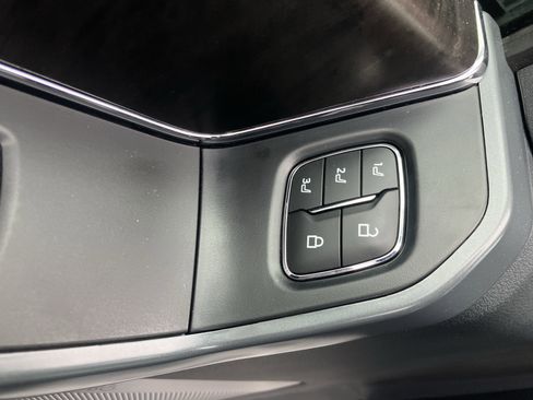 Certified 2022 Ford F150 Lariat w/ Equipment Group 502A High image 17