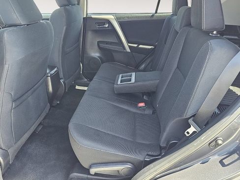 Used 2015 Toyota RAV4 XLE AWD/4WD image 21