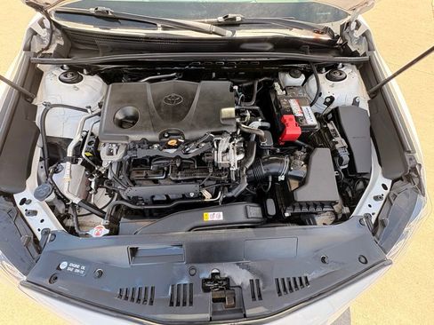 Used 2019 Toyota Camry SE image 36