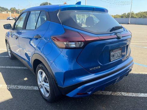 Used 2023 Nissan Kicks S FWD image 30