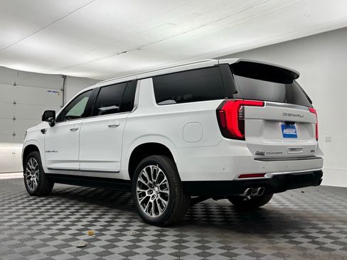 New 2026 GMC Yukon XL Denali w/ Denali Reserve Package image 16