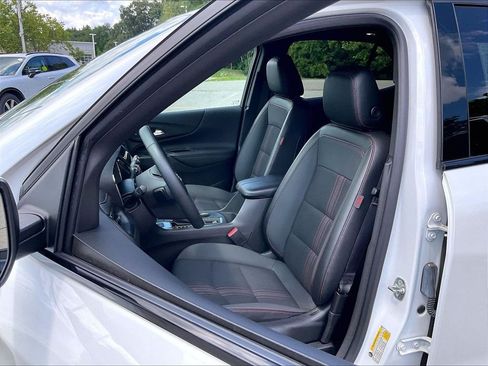 Used 2024 Chevrolet Equinox RS AWD/4WD image 10