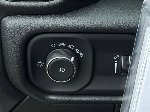 New 2026 RAM 3500 Tradesman w/ Chrome Appearance Group image 34