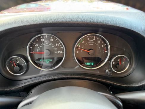 Used 2014 Jeep Wrangler Sahara w/ Connectivity Group image 63