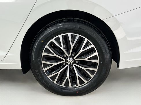 Used 2019 Volkswagen Jetta SEL image 32