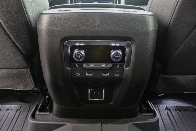 New 2026 GMC Yukon Denali w/ Denali Reserve Package AWD/4WD image 20