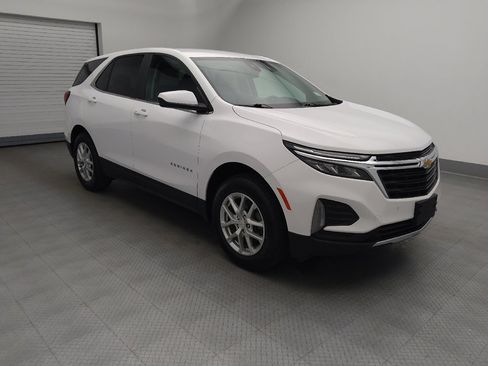 Used 2023 Chevrolet Equinox LT w/ Driver Convenience Package AWD/4WD image 11