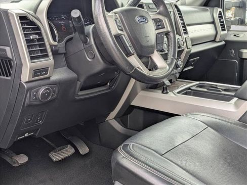 Used 2019 Ford F350 Lariat w/ Lariat Ultimate Package image 9