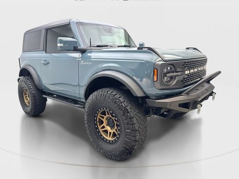 Used 2022 Ford Bronco Outer Banks w/ Sasquatch Package AWD/4WD image 4