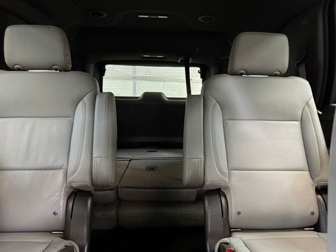 Used 2021 Chevrolet Tahoe Z71 AWD/4WD image 14