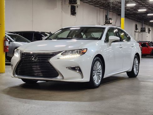 Used 2017 Lexus ES 350 image 5