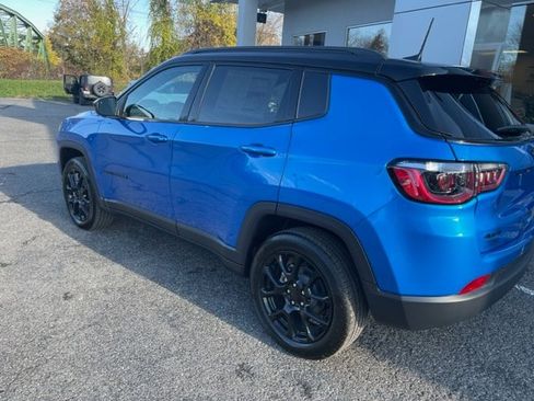 New 2024 Jeep Compass Latitude w/ Convenience Group image 7