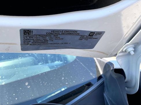 Used 2025 Chevrolet Equinox LT AWD/4WD image 33