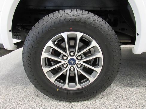 Used 2020 Ford F150 XLT w/ Equipment Group 302A Luxury AWD/4WD image 14