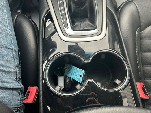 Used 2016 Ford Edge SEL w/ Equipment Group 201A image 28