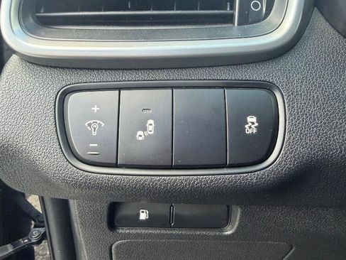 Used 2020 Kia Sorento LX FWD image 45