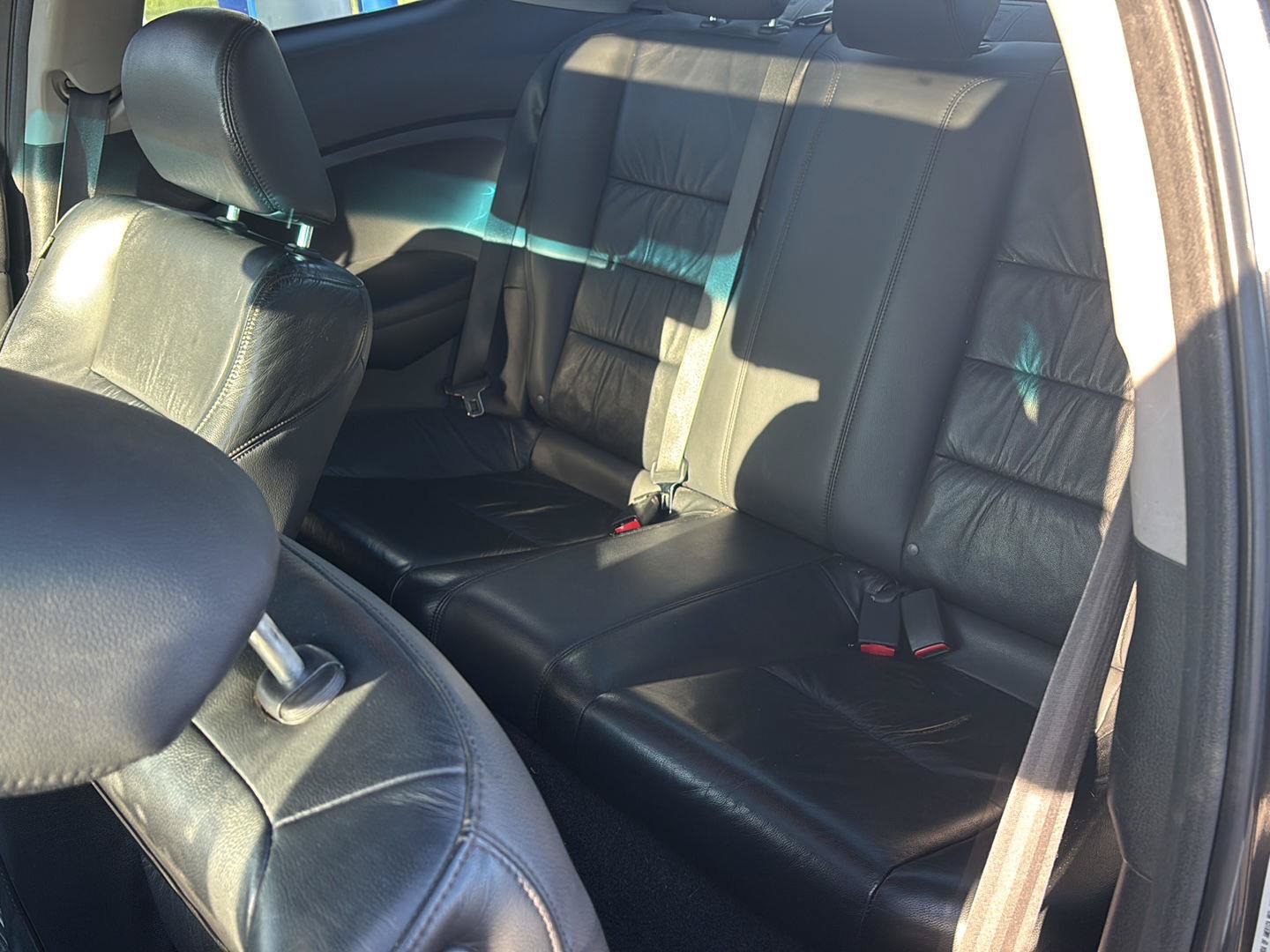 Used 2012 Honda Accord EX-L image 17