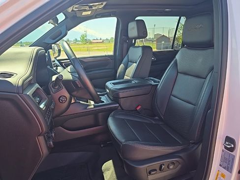 Used 2023 Chevrolet Suburban High Country w/ Premium Package 2 image 22