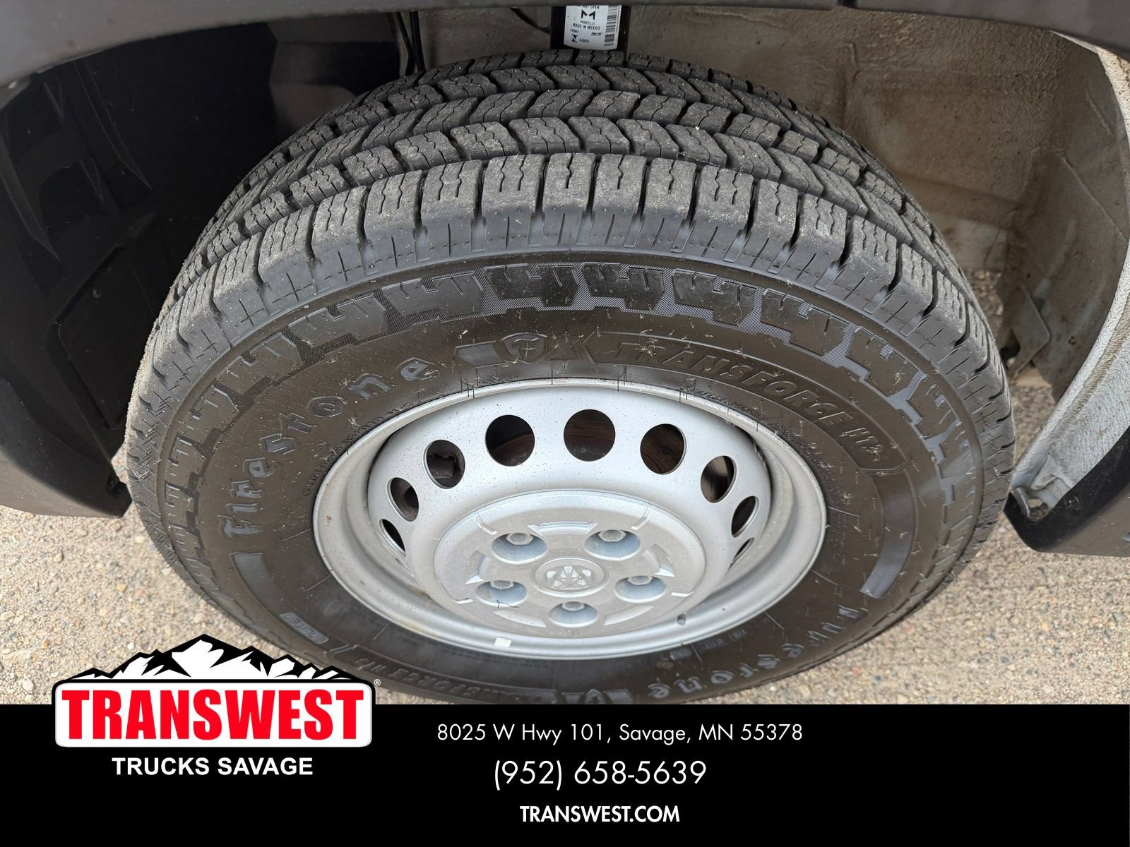 Used 2025 RAM ProMaster 3500 w/ Convenience Group FWD image 9