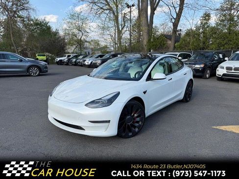 Used 2022 Tesla Model 3 Performance image 1