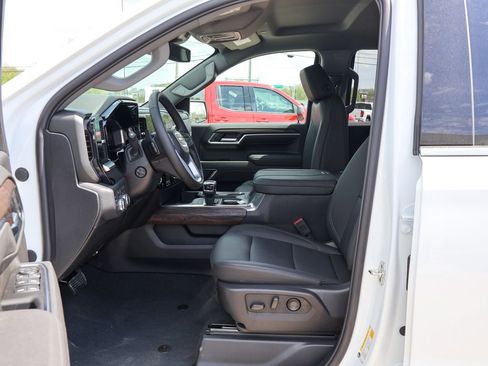 New 2026 GMC Sierra 1500 SLT w/ SLT Premium Package image 7